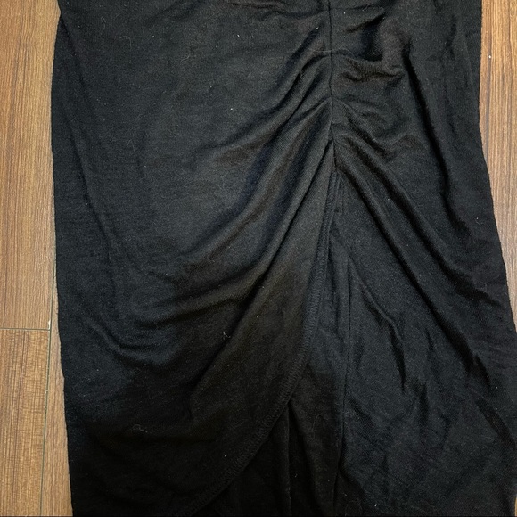 Wilfred Skirt - Picture 2 of 3